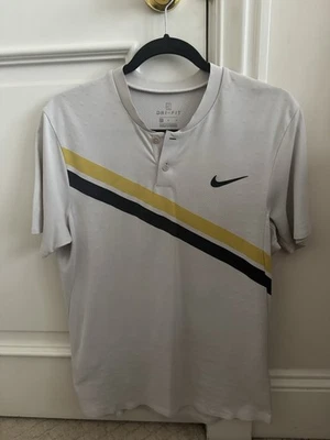 CAMISETA DE TENIS RF ROGER FEDERER 2018 INDIAN WELLS MIAMI ABIERTA NIKE 887541-092 PARA HOMBRE Foto 1 de 4