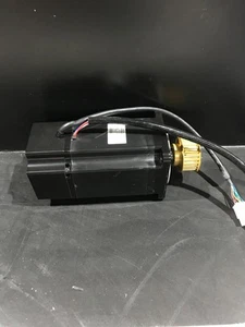 YASKAWA SGM-08U2HA12 SERVO AND SPINDLE MOTORS USED - Picture 1 of 4