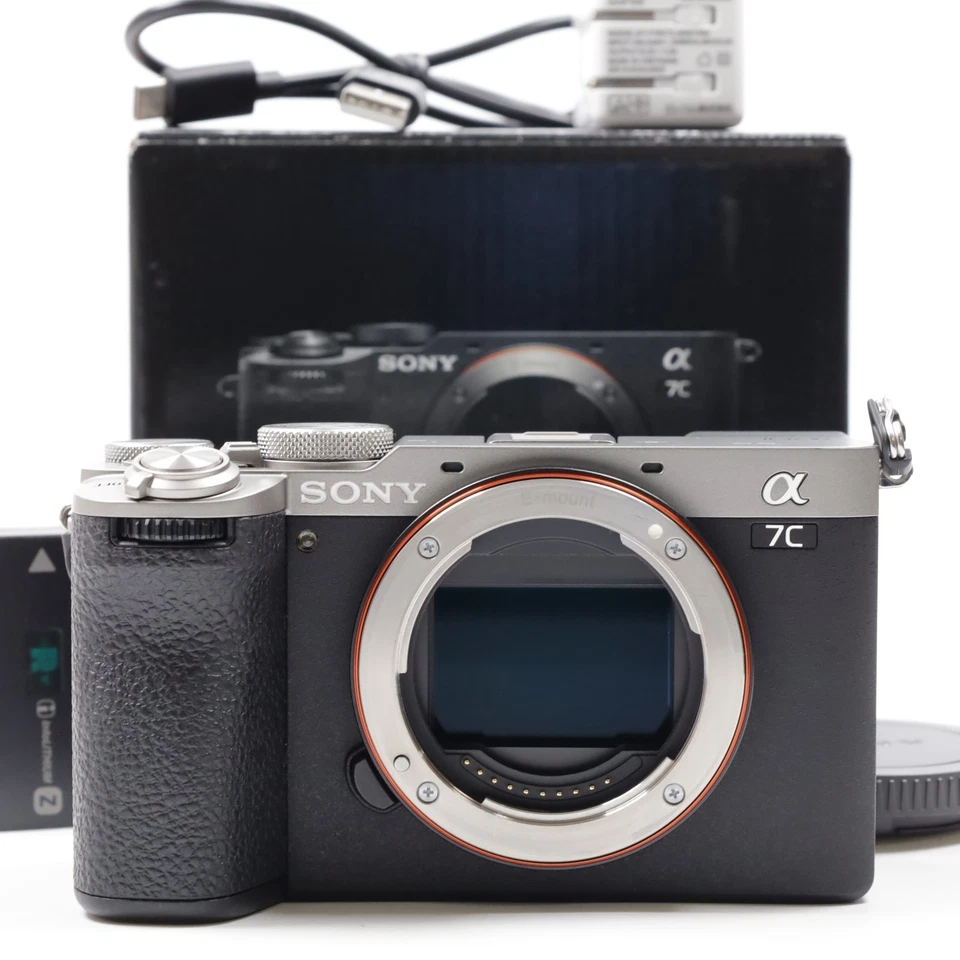 Sony a7C II a7c2 ILCE-7CM2 Silver Body (Shutter Count:12736) [Top Mint] #4658TH - Immagine 1 di 4
