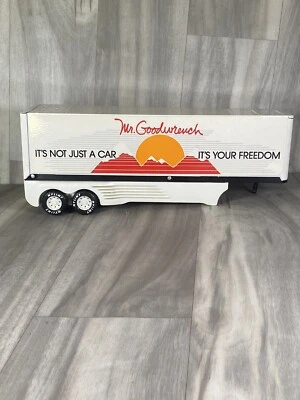 Vintage Nylint  Mr. Goodwrench Traimer Only 15" L - Image 1 of 4