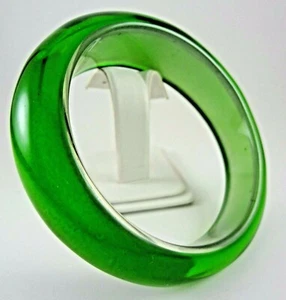 Vintage Retro Chunky Tapered Lucite Bangle Bracelet - Moonglow Green - EC - Picture 1 of 8