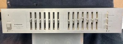 Ecualizador gráfico Pioneer SG-300 cara plateada 7 bandas ecualizador - limpio - JAPÓN - probado Foto 1 de 4