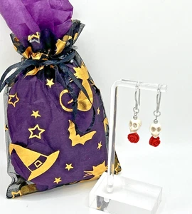 Día de los Muertos Red Cinnabar Roses & Skulls Leverback Dangle Earrings Goth - Picture 1 of 4