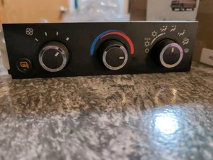 For CHEVY For EXPRESS 2500 3500 A/C HEATER CLIMATE TEMPERATURE CONTROL OEM NEW - Picture 1 of 4