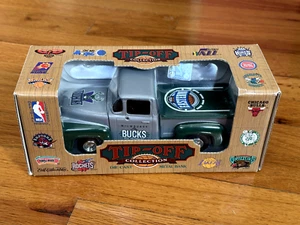 NBA 1995 Milwaukee Bucks Ertl Ford Truck Die Cast Metal Bank Tip-Off Collection - Picture 1 of 5