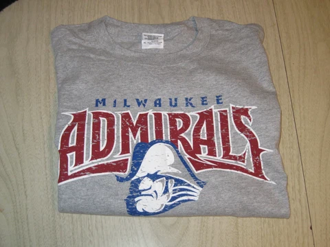Milwaukee Admirals Admiral Logo Head Short Sleeve T Shirt, Gray Adult XL Cover