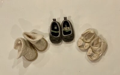 Zapatos recién nacidos Carter’s talla NB lote 3 Foto 1 de 3