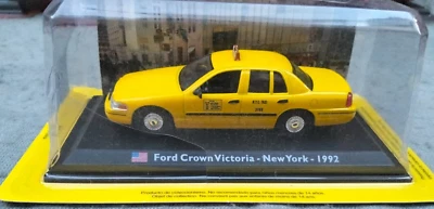 AUTOMODELLO 1 / 43-FORD CROWN VICTORIA-TAXI NEW YORK- 1992 - IN BOX- ma1 - Immagine 1 di 3