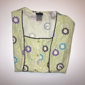 Women’s uniform scrub top size Medium Baby Phat - Picture 1 of 3