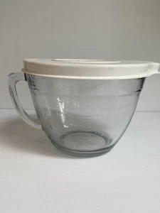 The Pampered Chef Classic large 2 Litre Glass Batter Measuring Bowl Jug with Lid - Picture 1 of 15