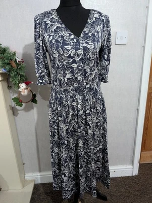 Vintage Laura Ashley blue & white floral long dress uk14 - Image 1 of 4