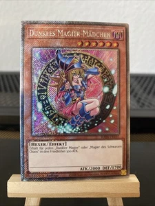 YuGiOh Dark Magician Girl Quarter Century Stampede RA04-DE107 Deutsch 1st Ed. - Bild 1 von 8