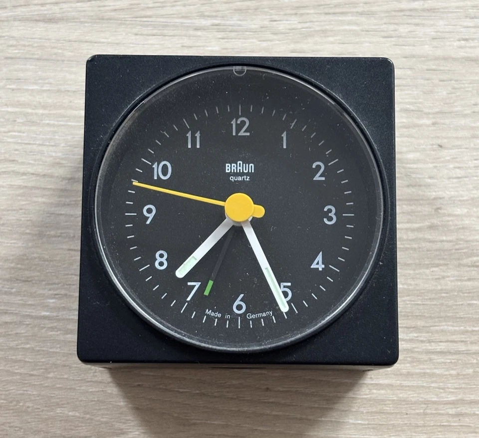 Braun Type 4746/AB1 Alarm Travel Clock Vintage Black Working Great - Image 1 of 4