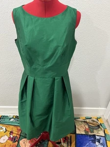 Vestido corto Alfred Sung Dama de honor verde pino estilo D680 talla 12 - Imagen 1 de 5