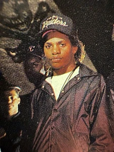 1988 EAZY-E EAZY DUZ IT RAP THA HIP HOP THUGSTA CASSETTE COMPTON CALIFORNIA - Picture 1 of 4