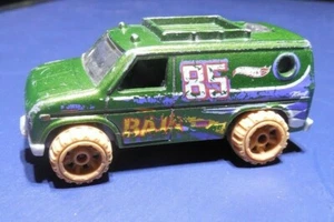 Hot Wheels No. 85 Baja Party Van - Free Shipping - Picture 1 of 3