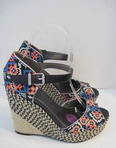 Circus by Sam Edelman Sutton Cross Stitch Wedges Circus Size 6 1/2 - Picture 1 of 7