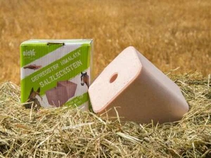 4 x Gepresster Salzleckstein 2,5 Kg von Biova® - Lagerräumung!