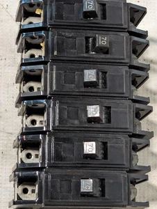 Westinghouse QC170 Quicklag-C 70A Circuit Breaker 1 Pole 120/240 - Picture 1 of 4