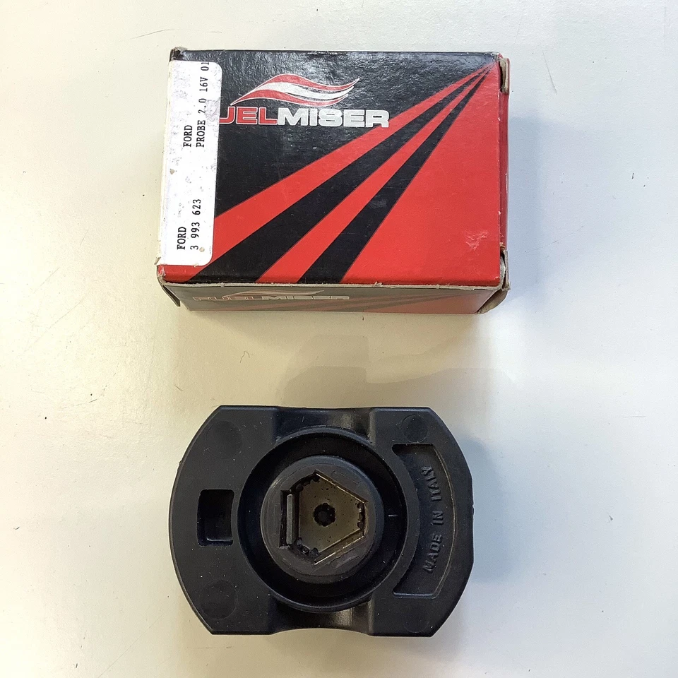 Brazo de rotor distribuidor miser DR133 Ford 1994-97 Festiva Laser Mazda 323 NOS Foto 1 de 3