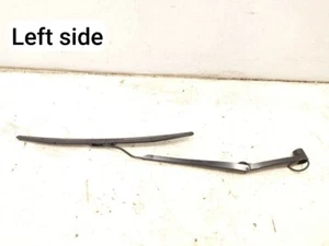 Wiper Arm Chevrolet CORVETTE Convertible 2016 Left Front - Picture 1 of 8