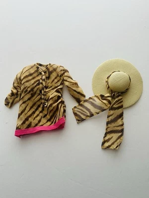 Top Model Resort Verão Barbie Maiô Capa e Chapéu de Sol 2007 - Imagem 1 de 4