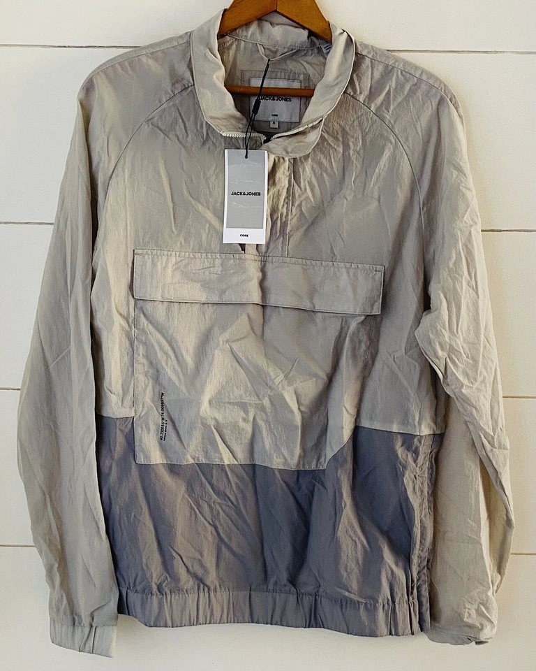 Nueva CHAQUETA CORE LIGERA JACK & JONES JCOTATUS ANORAK PARA HOMBRE PEQUEÑA Foto 1 de 1