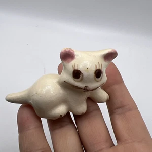 VINTAGE RIO HONDO CALIF KERAMIK ANGSTKATZE MINIFIGUR GROSSES AUGE HANDBEMALT KATZE - Bild 1 von 10