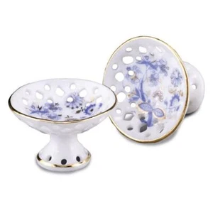 MINIATURE DOLLHOUSE 1:12 SCALE REUTTER 2 BLUE ONION FOOTED FRUIT BOWLS - 1.434/5 - Picture 1 of 1