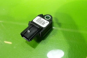 06-08  IS250 OEM 89831-0W040 rear back side SRS impact sensor relay control - Foto 1 di 5