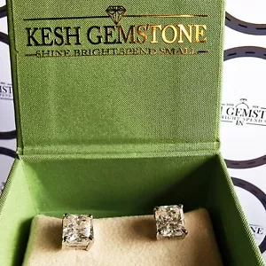 3.40 Ct Radiant Cut Diamond Earrings VVS1 EF 14K White Gold Finish Screw-Back - Picture 1 of 8