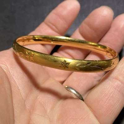 Vintage Gold-Fille Bangle Bracelet WE Hayward Co 5.88 Grams Small Wrist SZ 6-3/4 - Image 1 of 4