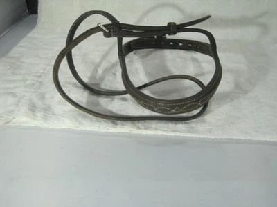 Повязка на нос Jimmy's Pony размер б/у ширина 1/2 дюйма и длина 24 дюйма расшитая и прошитая - Изображение 1 из 4