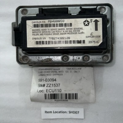 Módulo de control Plymouth Acclaim SRS 1994 04688033 Foto 1 de 4