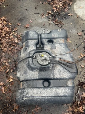 91-96 Chevy Caprice Buick Roadmaster универсал бензобак 1991-1996 только универсал - Изображение 1 из 3