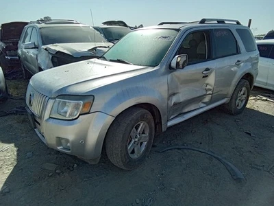 Used Air Cleaner Assembly fits: 2010 Mercury Mariner 2.5L VIN 3 8th digit Hybrid - Image 1 of 4