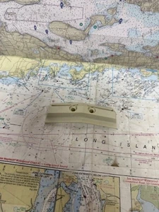 Johnson Evinrude OMC #0331051 Exhaust Deflector. - Imagen 1 de 1