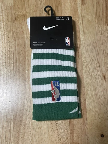 Nike Boston Celtics City Elite NBA 75th Anniversary Crew Socks DA4952-100 Size M Cover