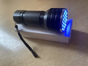 Antorcha UV Ghost Hunting and Spirits Detection 21 LED BATERÍAS GRATIS - Imagen 1 de 1