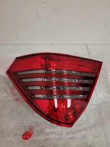 *RETURN SALE * ANZO (221151) Taillights Red FOR 01-04 Mercedes Benz C Class - Picture 1 of 8