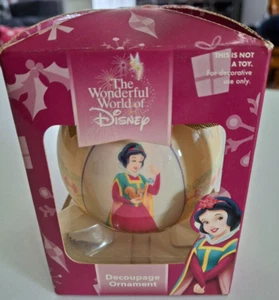 Vintage 2005 Snow White Decoupage Ornament. - Picture 1 of 3