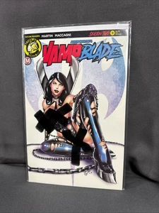 Cubierta variante Harrigan Risque F de Action Lab Comics Vampblade #09 casi nueva - Imagen 1 de 7