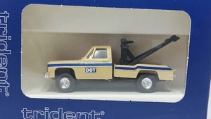 Trident 90222 Chevrolet Tow Truck Department of Transportation 1/87 - Picture 1 of 1