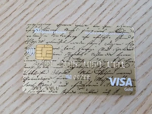 CADUCADO Visa Oro Banco Privado Ucrania Diseño Especial Inscripción Dorada Envío y devolución GRATIS - Imagen 1 de 2