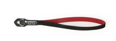 ACAM-313N BKRE ARTESANO Y ARTISTA Correa de cámara Cordón de seda Correa de mano (Negro/Rojo) ♪♪ Foto 1 de 4