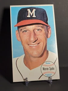 1964 Topps Giants #31 Warren Spahn (HOF) Milwaukee Braves NM - Picture 1 of 2
