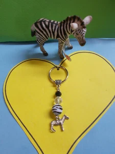 CUTE SILVER TONE ZEBRA CHARM ON A CRYSTAL BEAD KEY RING # 540 K - Picture 1 of 11