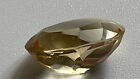 Citrine ovale en cabochon d’environ 7 carats