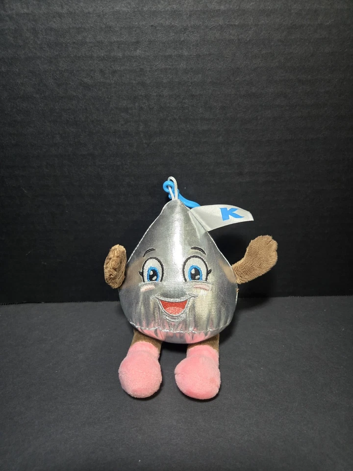 Chaveiro Hershey Kisses chocolate menina com sapatos rosa - Imagem 1 de 4