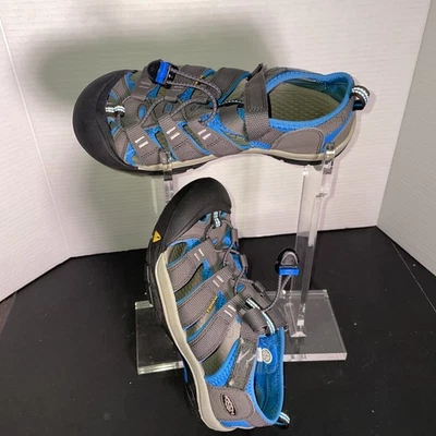 Босоножки для прогулок на открытом воздухе KEEN Newport H2 размер 5 серые/синие б/у в хорошем состоянии  - Изображение 1 из 4